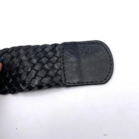 Women's Belt Black Size Medium Adjustable Buckle Genuine Leather - Picture 3 of 3